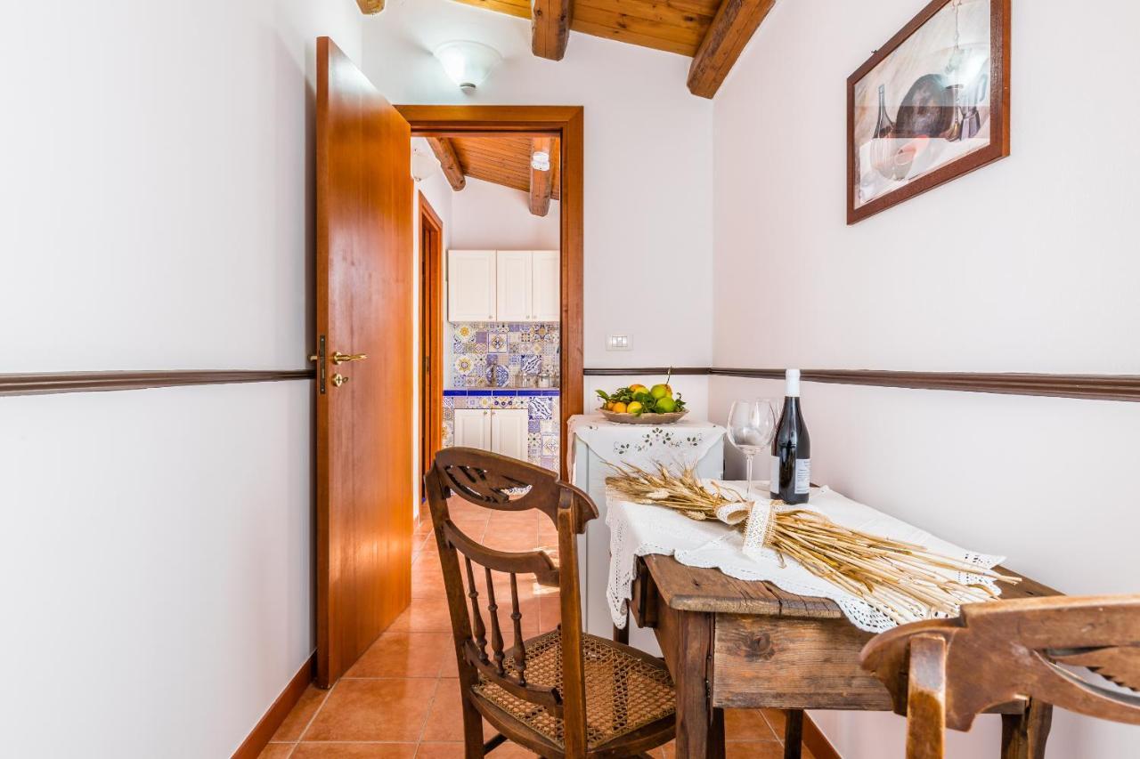 Villa Degli Ulivi Авола Екстер'єр фото