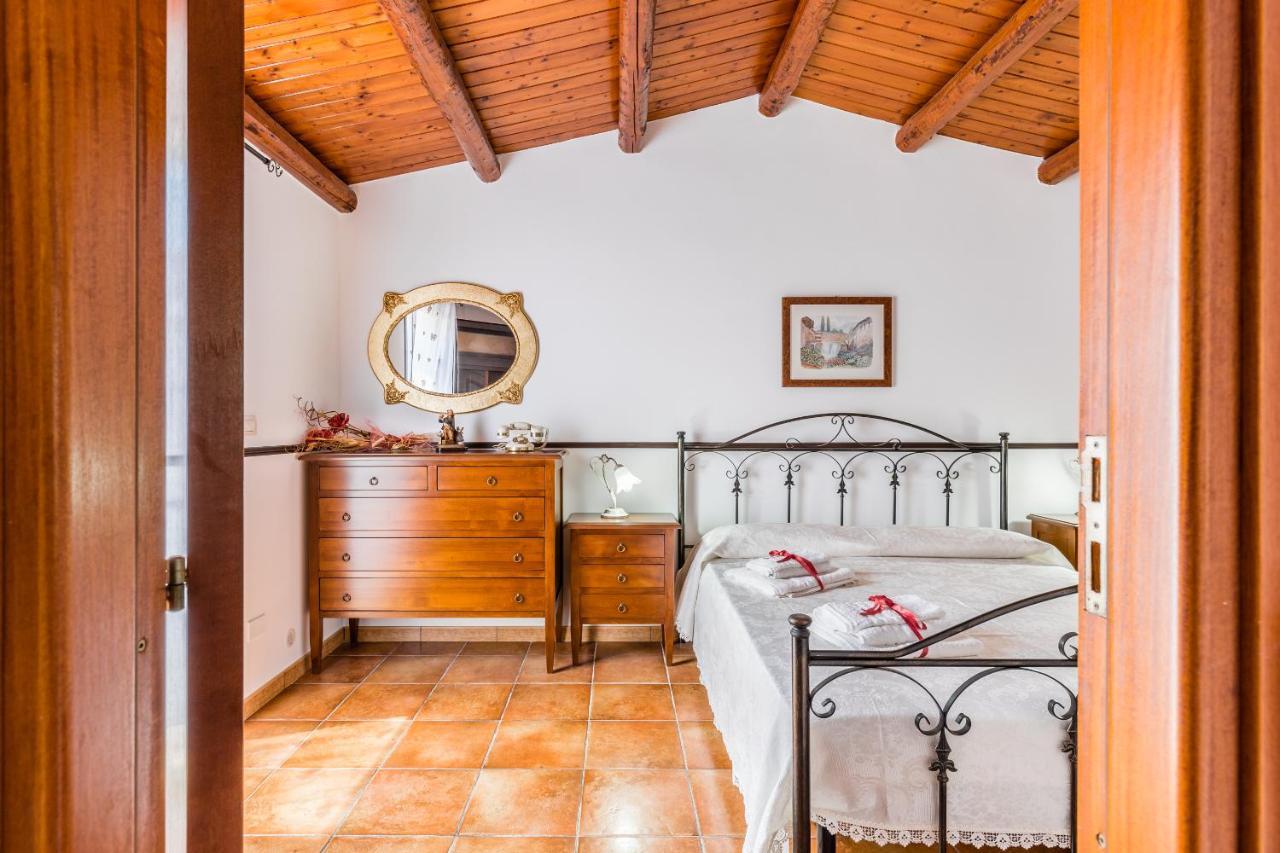 Villa Degli Ulivi Авола Екстер'єр фото