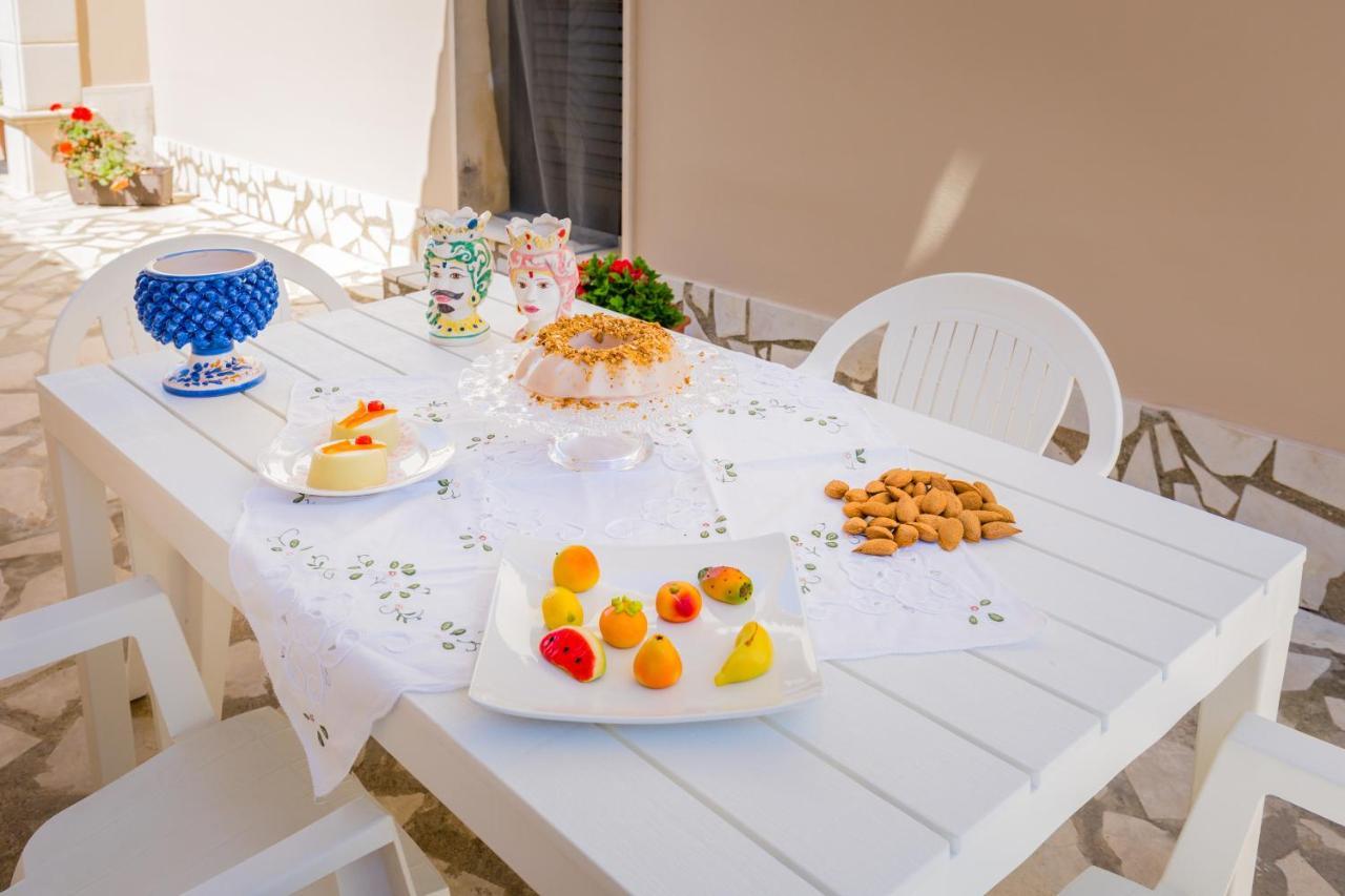 Villa Degli Ulivi Авола Екстер'єр фото