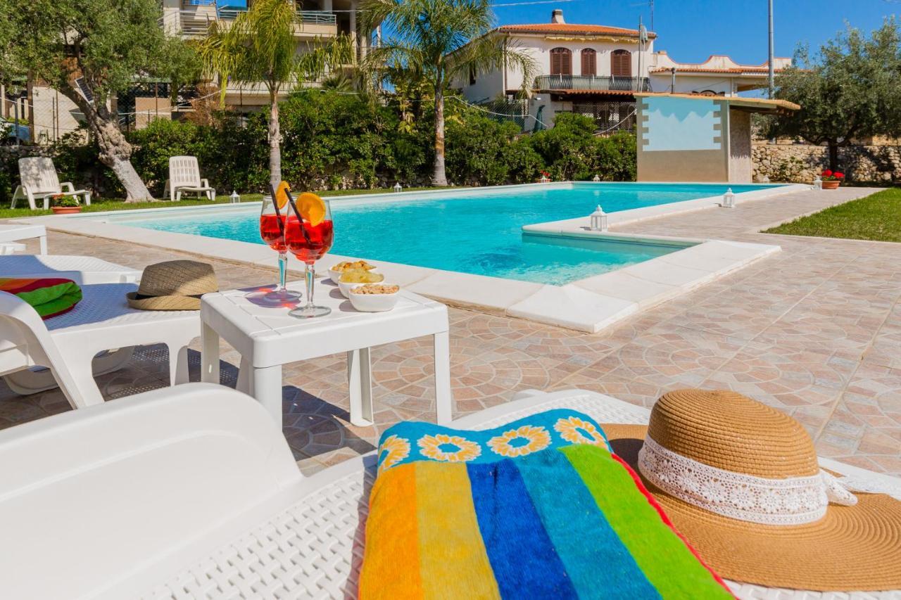 Villa Degli Ulivi Авола Екстер'єр фото