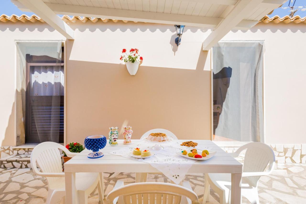 Villa Degli Ulivi Авола Екстер'єр фото