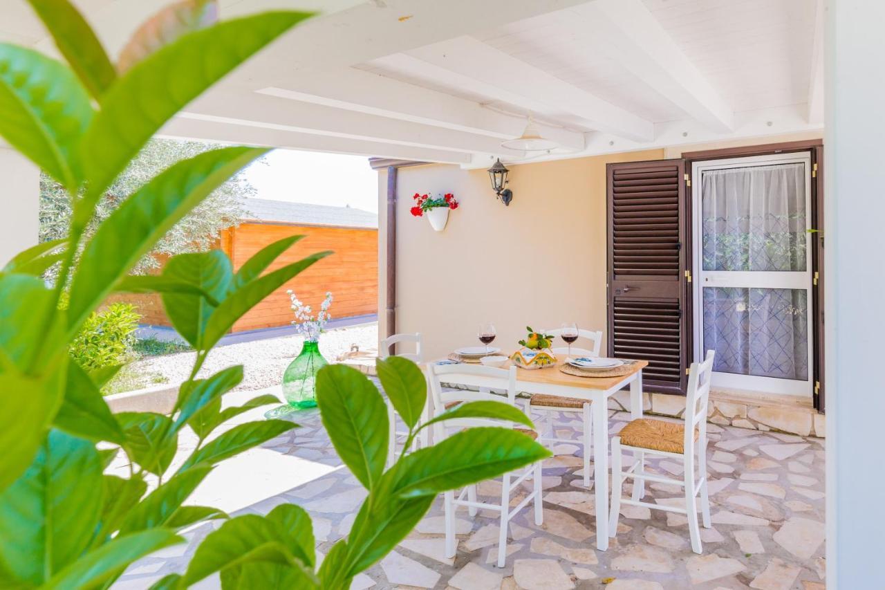 Villa Degli Ulivi Авола Екстер'єр фото