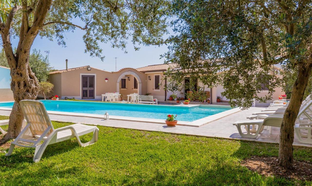 Villa Degli Ulivi Авола Екстер'єр фото